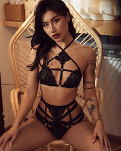 Isadora Halter Bra Set