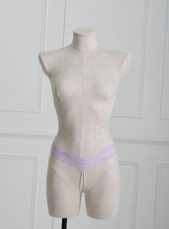Lavender lace Pearl Chain Ouvert thong underwear with hand-made pearl chains, offering a refined blend of elegance and seduction. A must-have from our top lingerie brand.